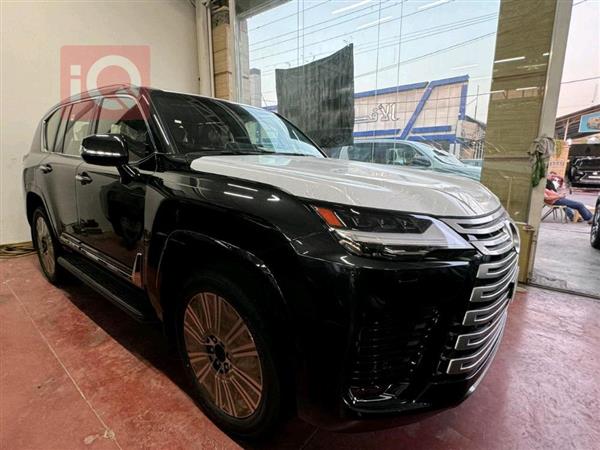 Lexus for sale in Iraq